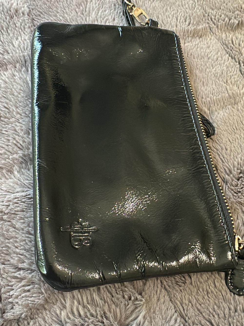 Handbag Butler Wristlet Clutch with Logo Accent 8x5 (bags23)